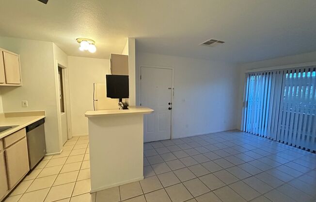 1st Floor 1-Bedroom 1-Bathroom unit!