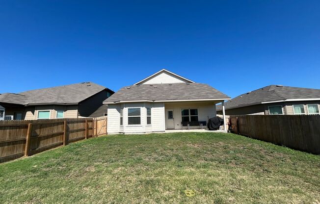 7923 Navarro Mills