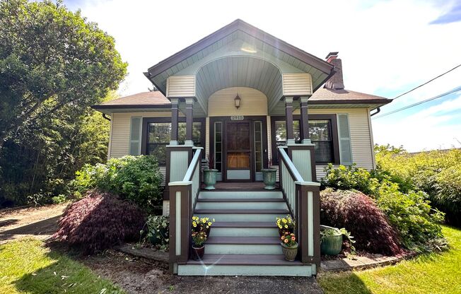 Meticulous Maintained home in the heart of highly desirable Mt Baker!