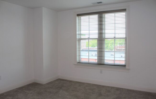 2 beds, 2 baths, 1,410 sqft, $3,950, Unit 501W