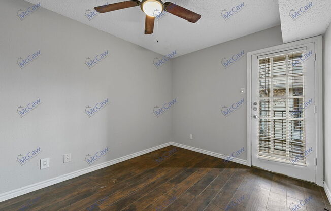 1 bed, 1 bath, 550 sqft, $900, Unit 323