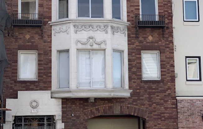 2715 Franklin Street (189r)