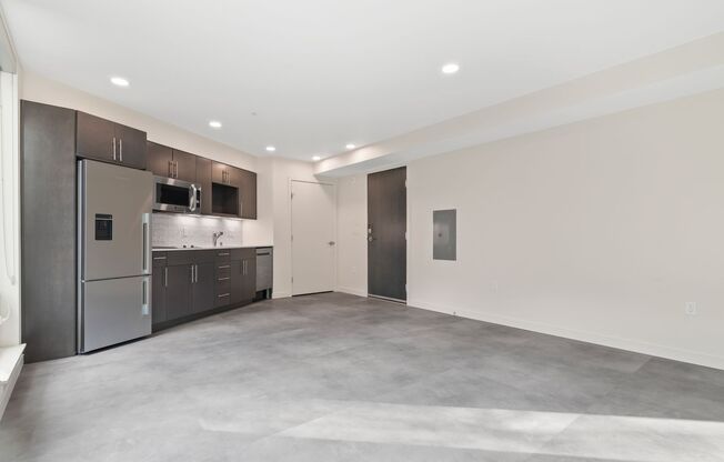 Studio, 1 bath, 357 sqft, $1,825, Unit 514