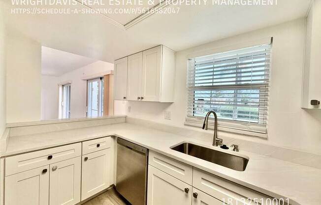 8801 BAY POINTE DR