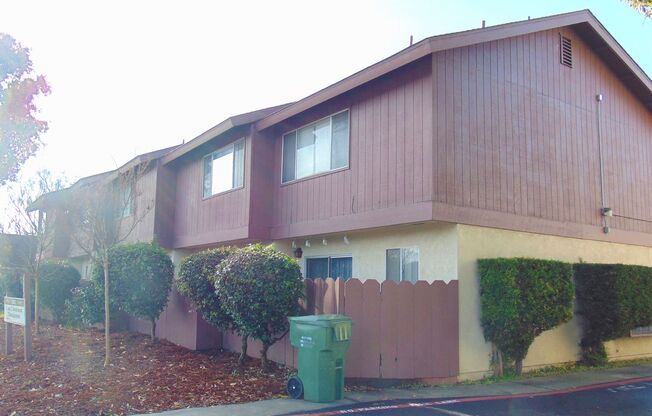 0016 1581 El Tigre Court