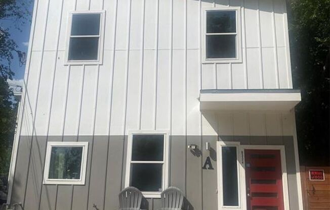 2 Bed 2.5 Bath Montopolis area