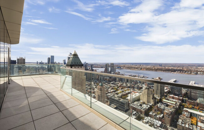 4 beds, 5.5 baths, 3,603 sqft, $35,000, Unit PHA