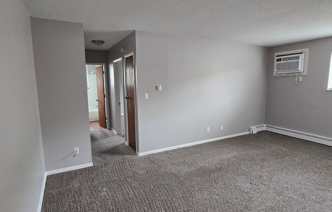 1 bed, 1 bath, 750 sqft, $865, Unit 64