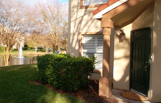 1st Floor Condo / Conway Area