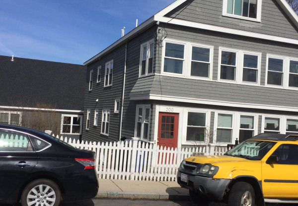 200 PARKER HL AVE
