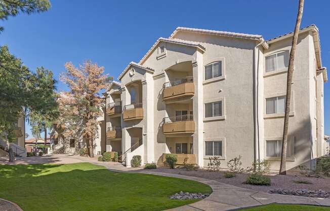Sonterra Apartments at Paradise Valley - Patio or balcony in each apartment home