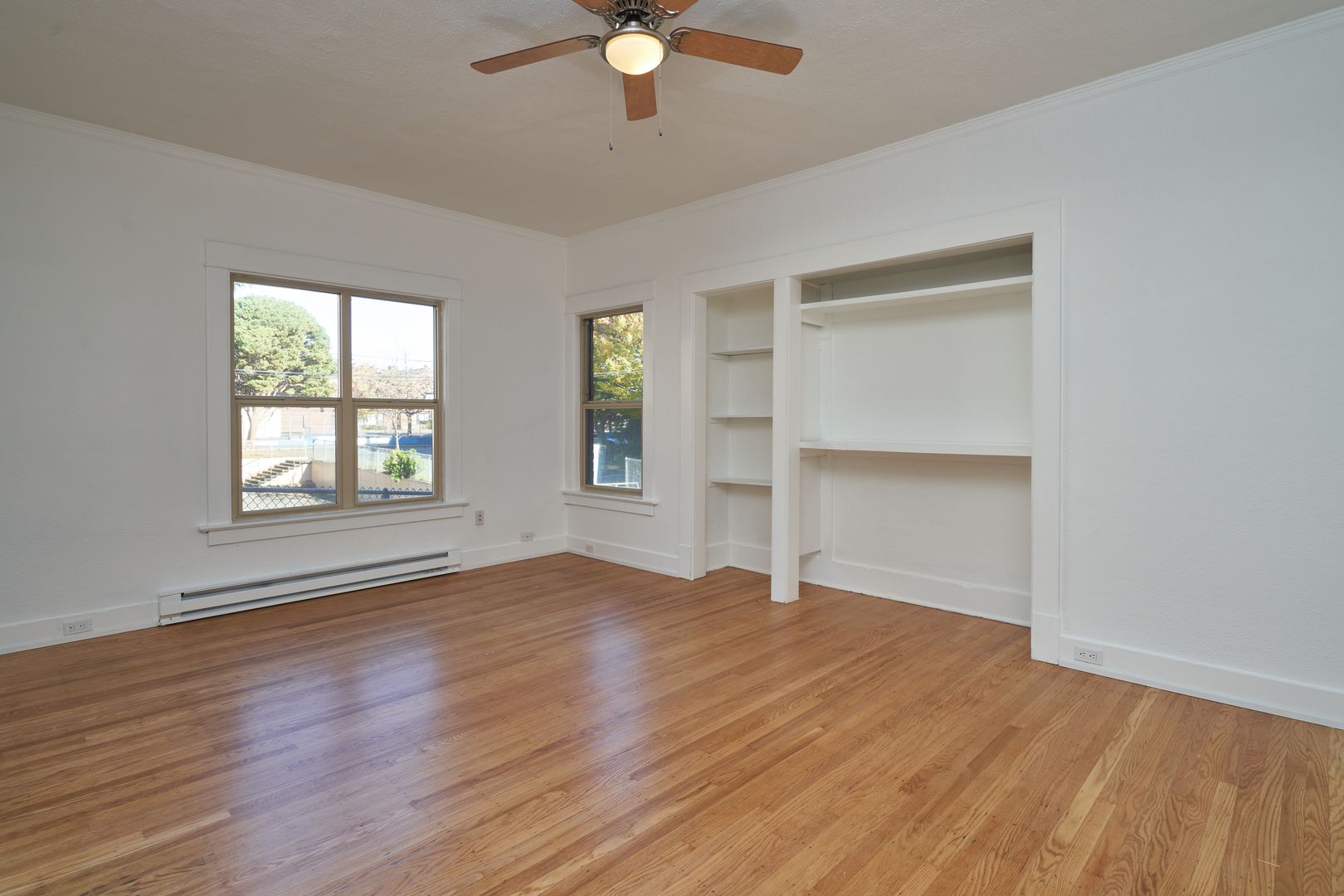 1421 On Queen Anne Apartments