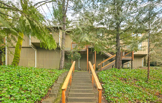 Peaceful 2br/1.5ba condo with garage in beautiful forested area