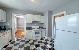 3 beds, 1 bath, $2,295, Unit #2