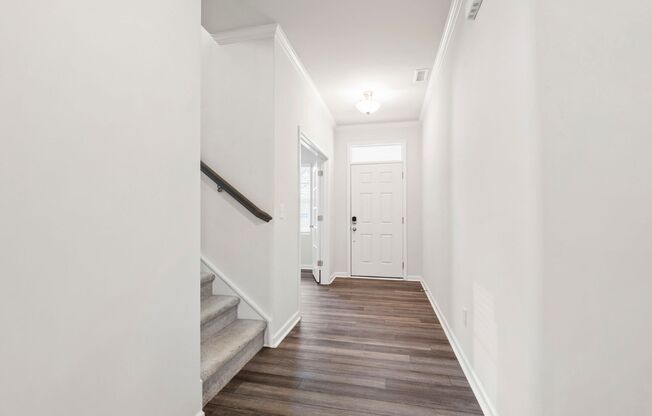 Modern 4-Bedroom Home in Serene Cul-de-Sac Location!