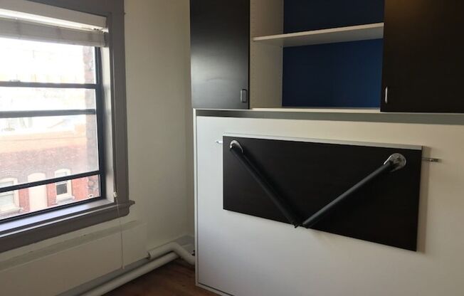 Studio, 1 bath, 125 sqft, $845