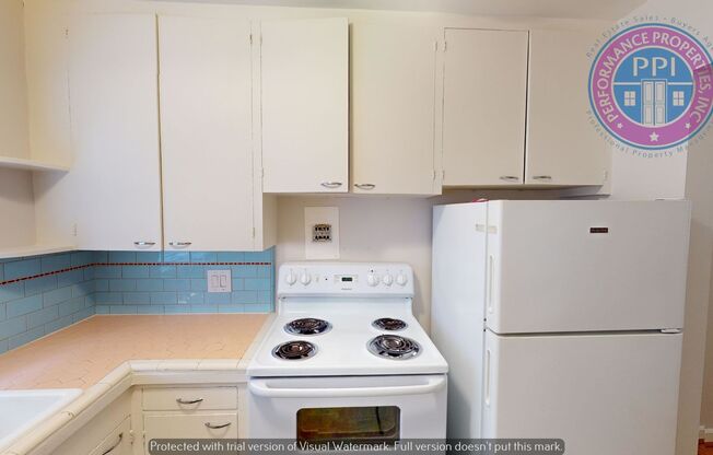 1 bed, 1 bath, 700 sqft, $1,295, Unit 03