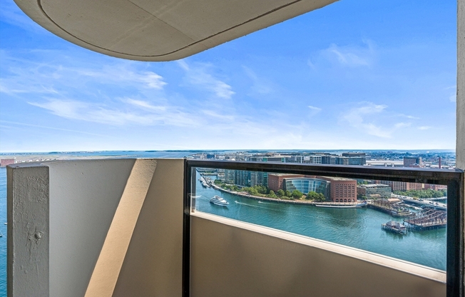 1 bed, 1.5 baths, 900 sqft, $3,250, Unit 36C