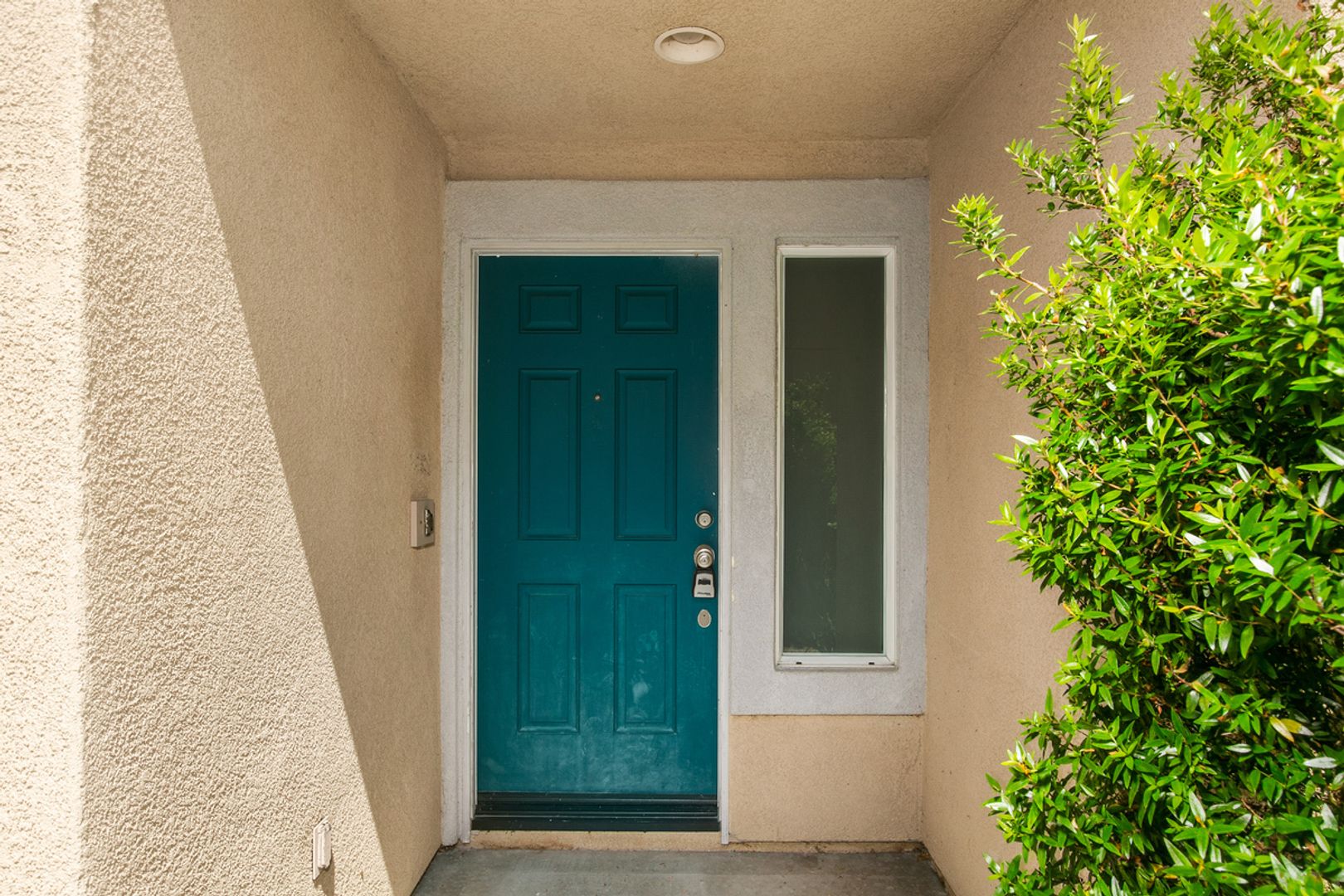 NEWLY RENOVATED! Central A/C, 2-Car Garage, Washer/Dryer, Large Backyard and MORE!