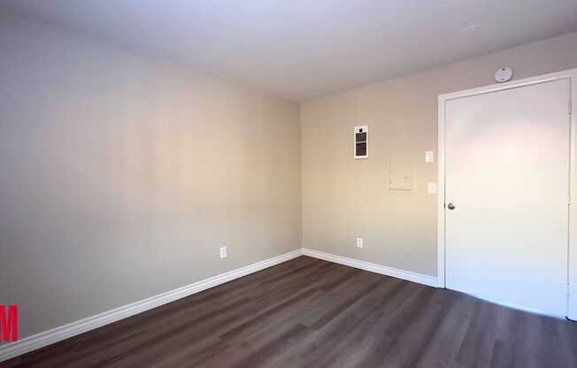 1 bed, 1 bath, 450 sqft, $1,599, Unit 03