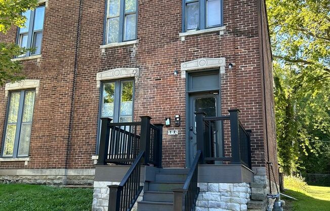 635-639 Oregon Street