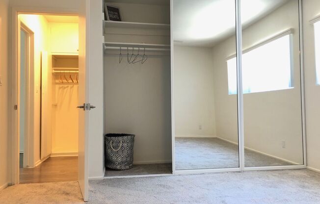 1 bed, 1 bath, 696 sqft, $1,995, Unit 18