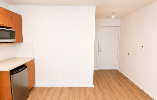 Studio, 1 bath, 189 sqft, $1,295, Unit 5306