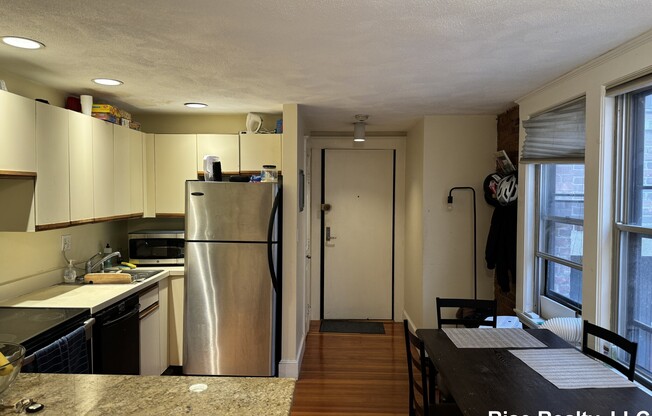 39 South St Apt 4