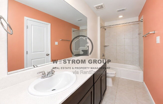 3 beds, 2 baths, 1,305 sqft, $1,945