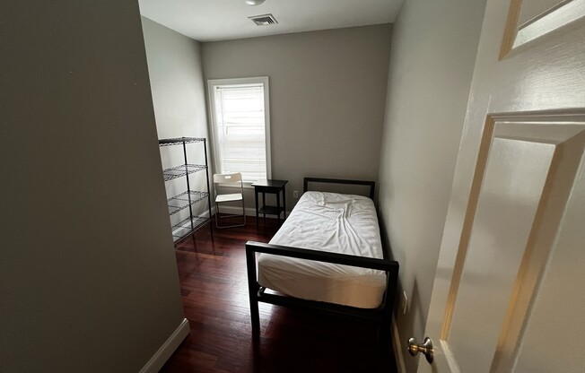 2 beds, 1.5 baths, 960 sqft, $3,600, Unit 3