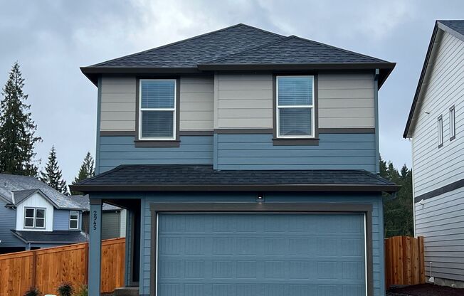 LIKE NEW 4 Bedroom Ridgefield Home on Corner Lot for Rent - 2945 N. 3rd Way
