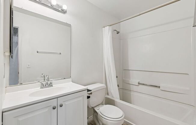 2 beds, 2 baths, $1,250, Unit # #B 202