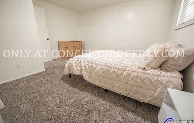 2 beds, 1 bath, 935 sqft, $1,275, Unit 59