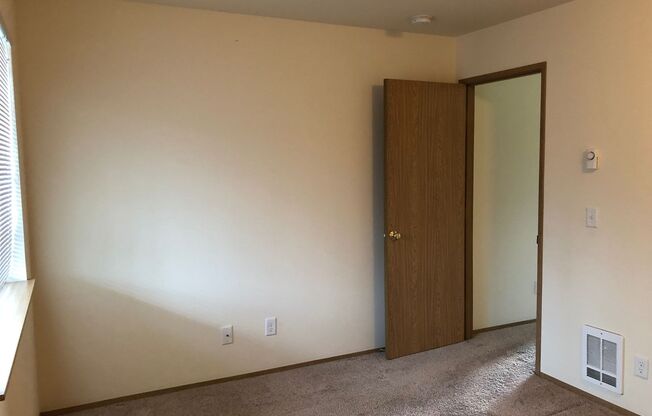 1 bed, 1 bath, 678 sqft, $1,425, Unit 21-302