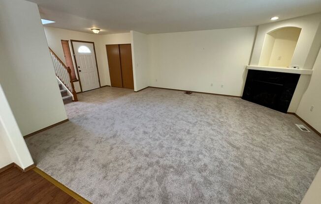 3Bd/2.5Ba Duvall House