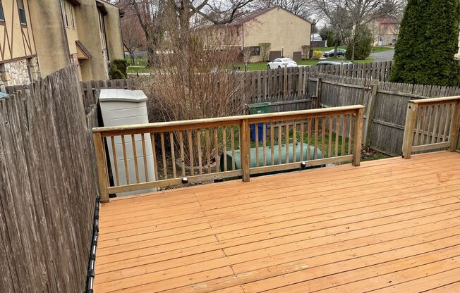 Beautiful fully renovated Townhomw 3 beds 1.5 bath