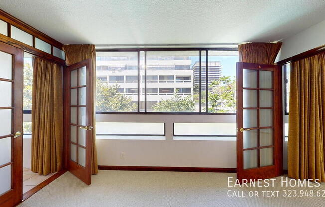 880 W 1st St Apt 216