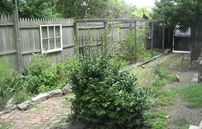 1 bed, 1 bath, $1,695