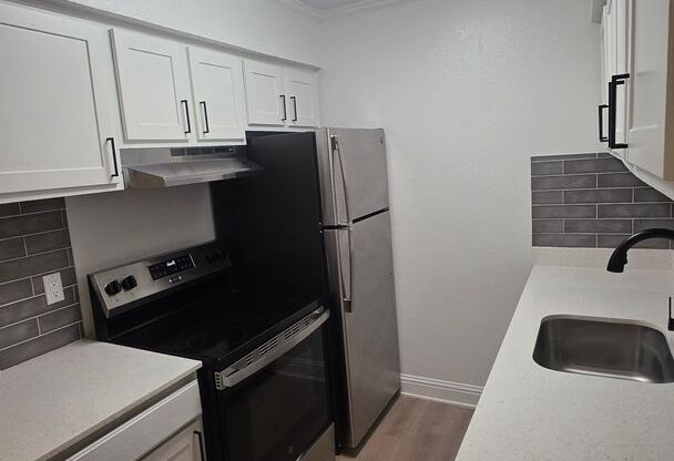 1 bed, 1 bath, 626 sqft, $1,050, Unit 0212