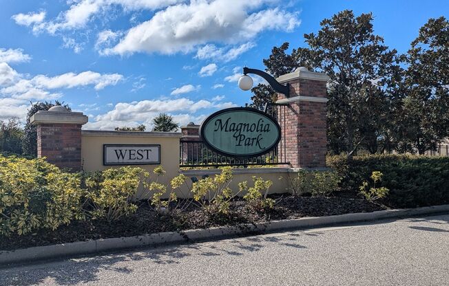 Magnolia Park - Convenient Location