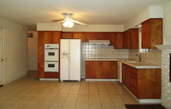 Spacious 4 bed 2 bath home in Fremont. Excellent Schools. Must see!