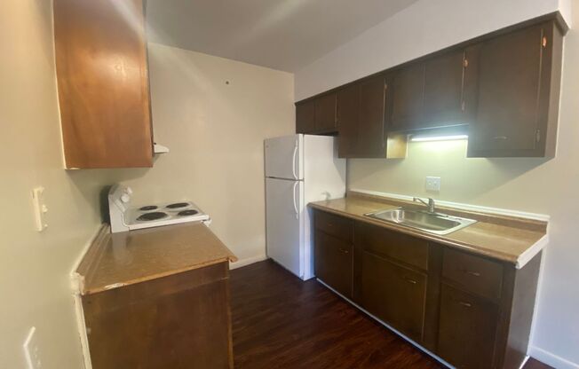 1021 S. Progress Ave