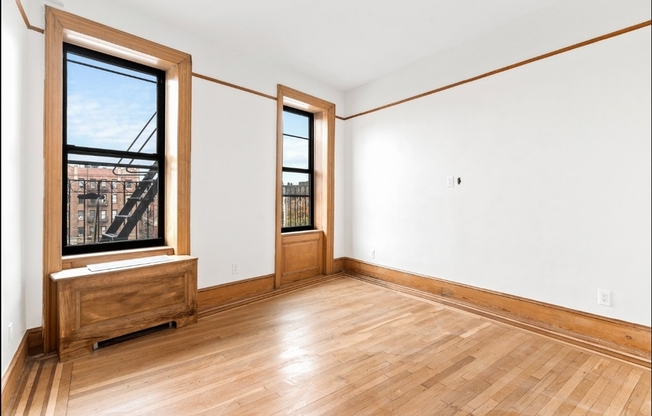 813 SAINT NICHOLAS AVE