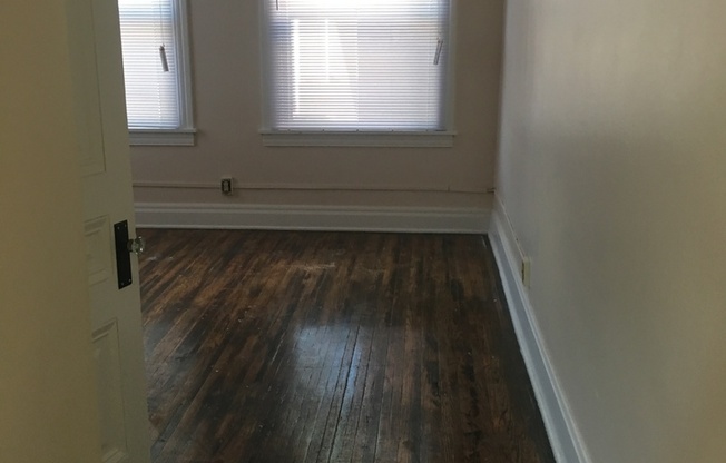 1 bed, 1 bath, 600 sqft, $695, Unit 22