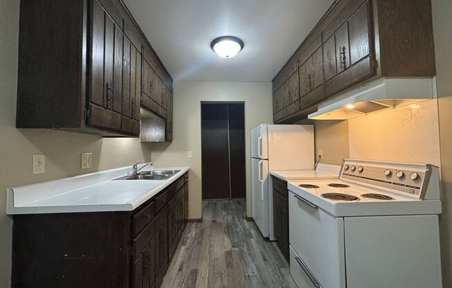 1 bed, 1 bath, 640 sqft, $847, Unit 103