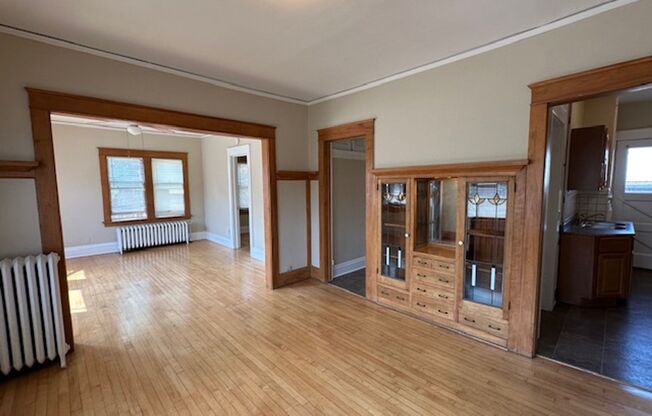 Freshly Renovated 2BR Garden Apartment Near UWM $1,350/mo – Heat + Parking Included