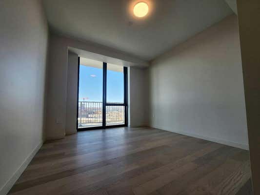 2 beds, 1 bath, 751 sqft, $4,200, Unit 12H