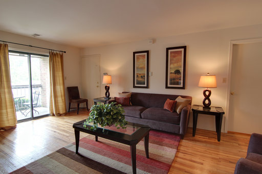 2 beds, 1.5 baths, 925 sqft, $2,250, Unit 1412