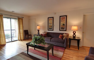 2 beds, 1.5 baths, 925 sqft, $2,250, Unit 1412