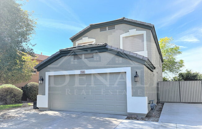 2520 N 109 AVE